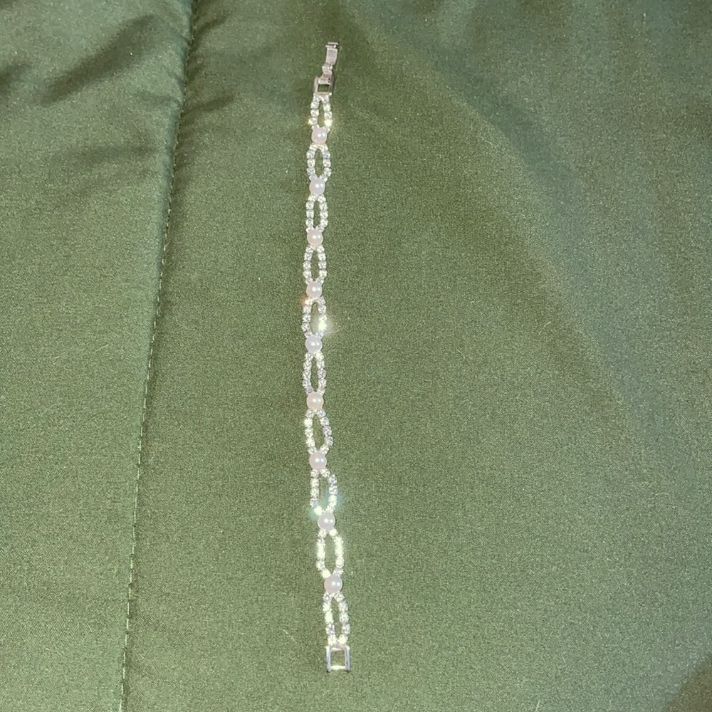 diamond and pearl bracelet
